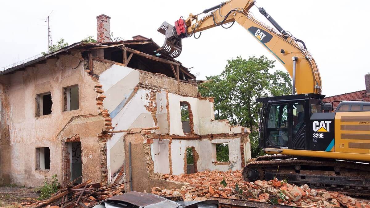 土地被占用,反遭要求拆遷費?拆屋還地和解成功判例!