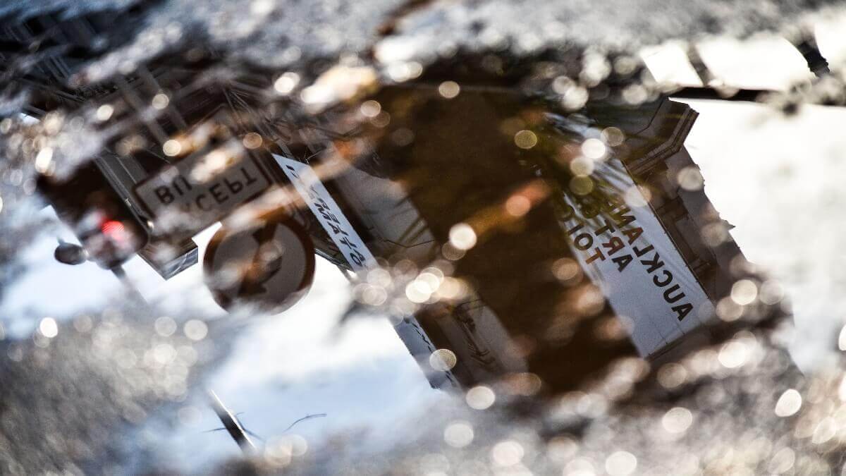 只見過父親最後一面!遭親戚討債,急尋桃園律師免除扶養義務