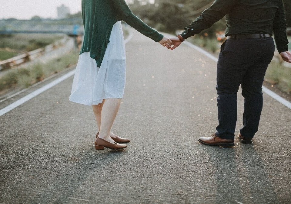 不識離婚證人疑遭夫設局!聘新北律師提起離婚無效之訴